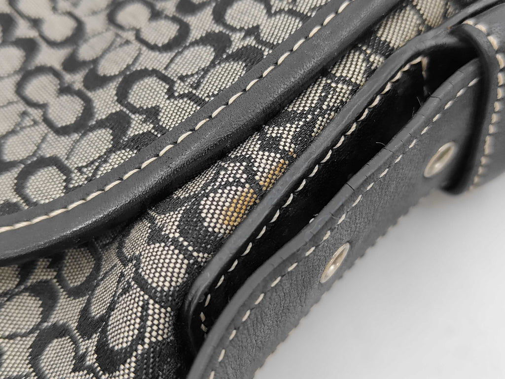 Vintage COACH Soho signature shoulder bag Black 6376