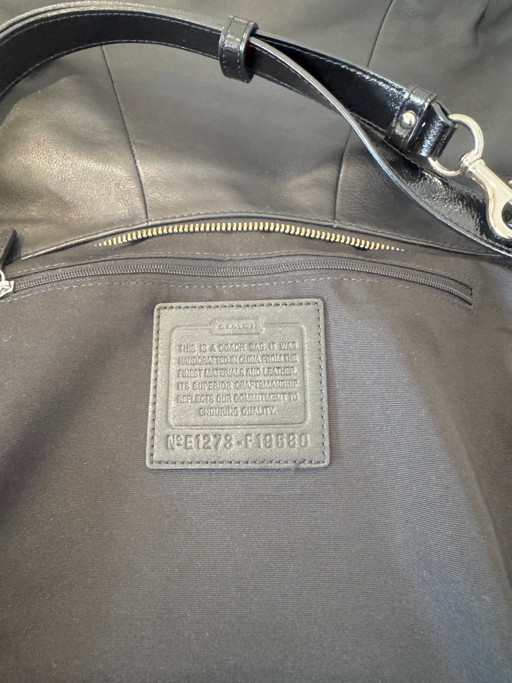 Vintage COACH Soho leather shoulder bag in black leather
