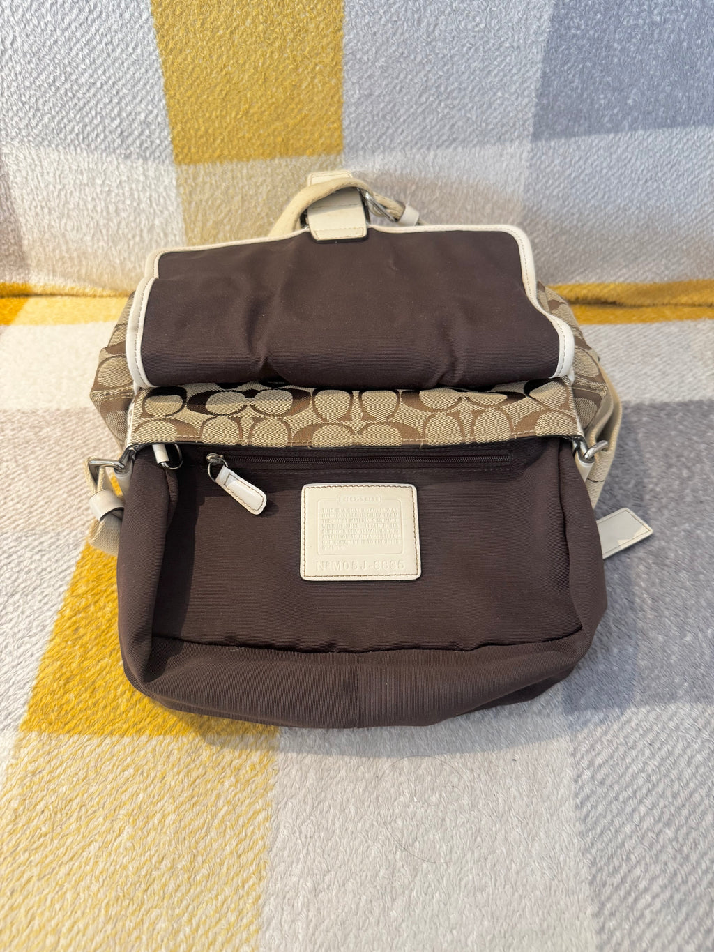 Vintage COACH Soho signature flap shoulder hand bag