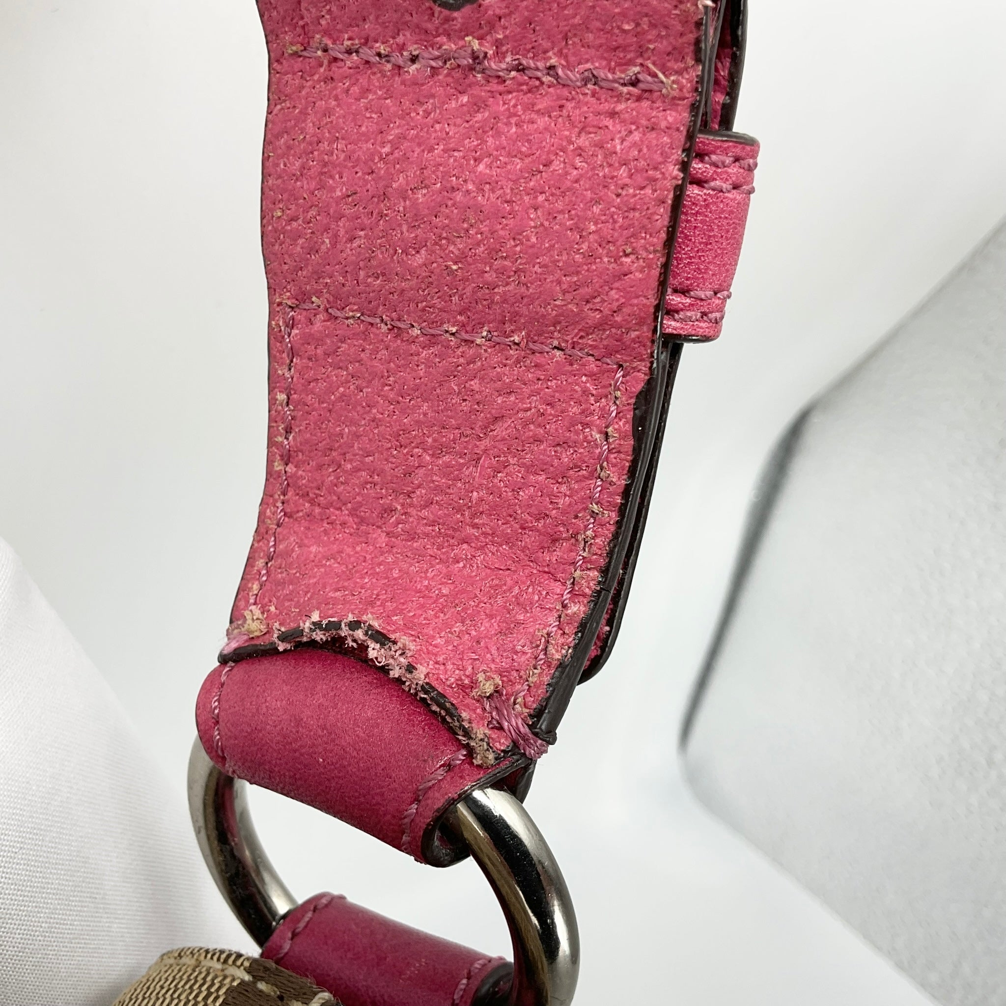 Vintage COACH Soho signature shoulder bag pink