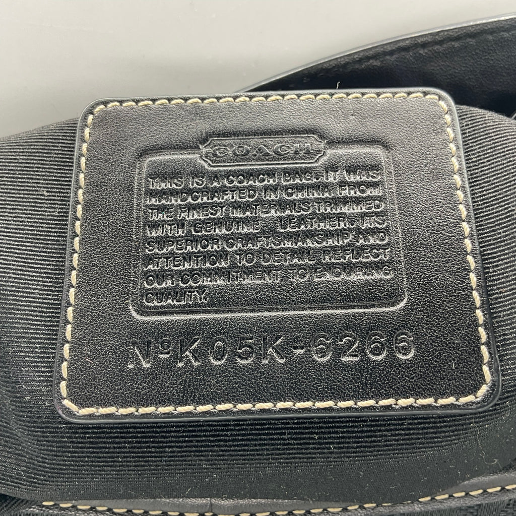Vintage COACH signature half moon shoulder bag