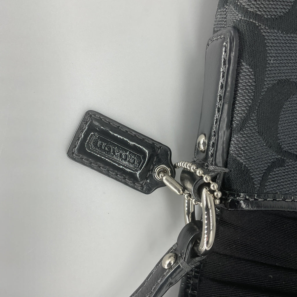 Vintage COACH Soho signature shoulder bag