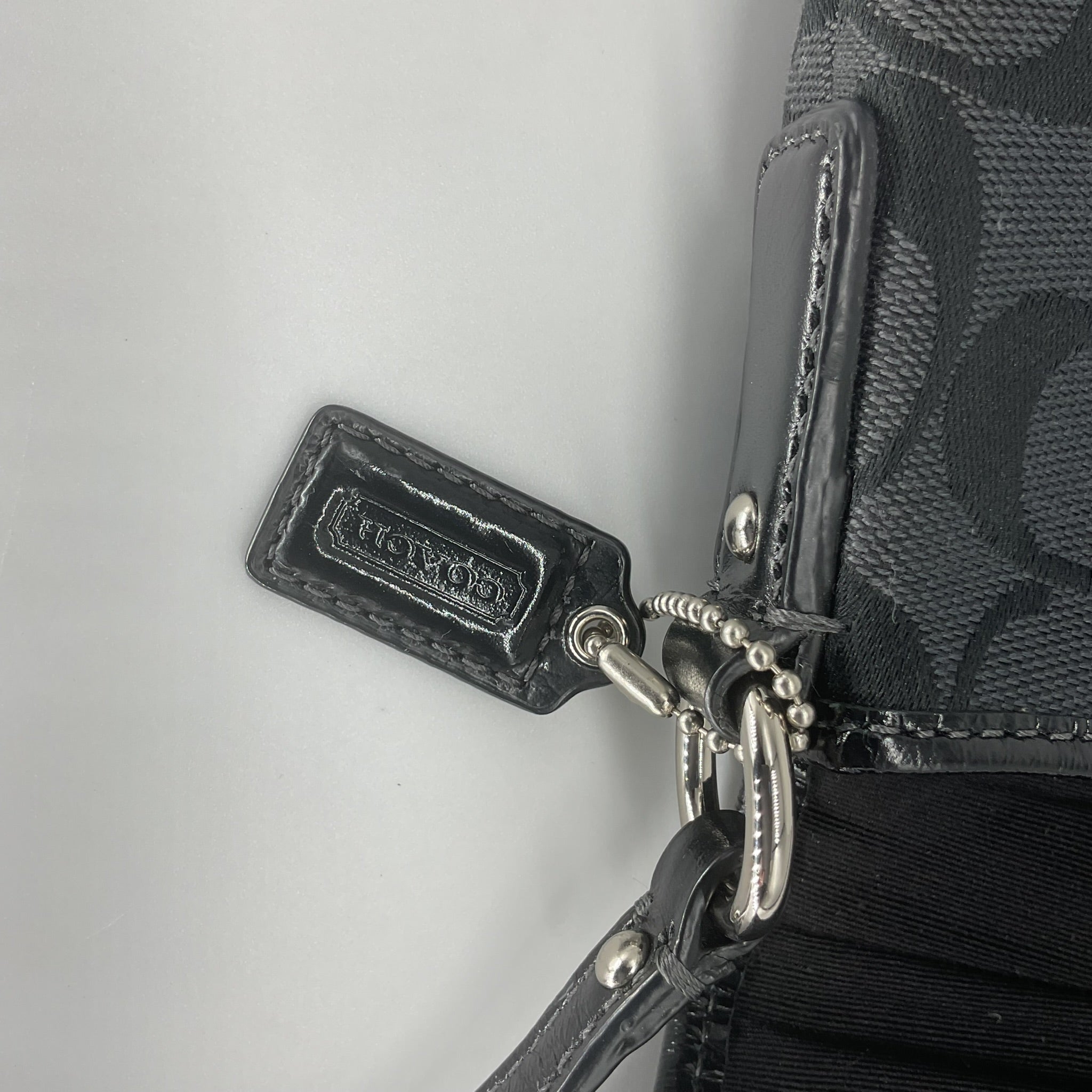 Vintage COACH Soho signature shoulder bag