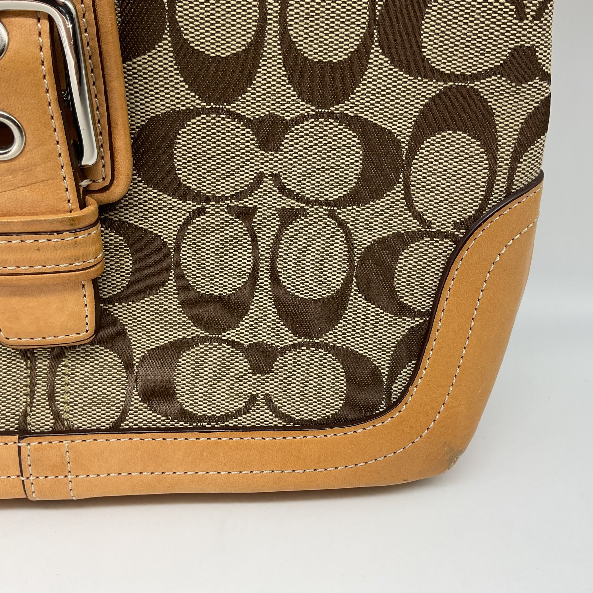 Vintage COACH Soho shoulder bag in signature canvas