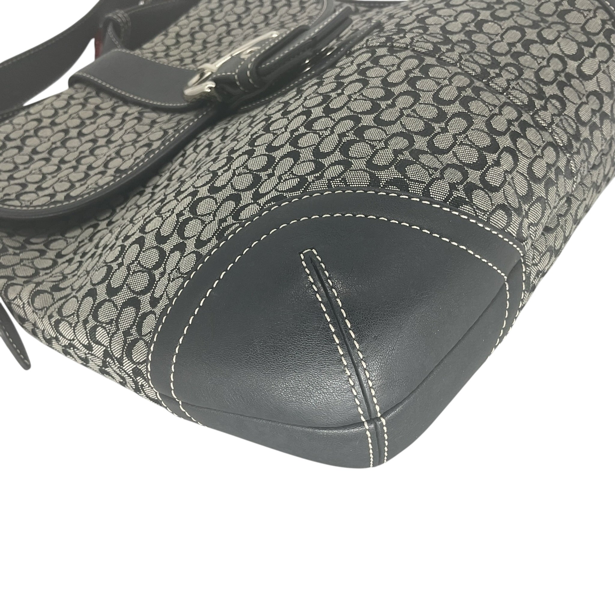 Vintage COACH Soho signature shoulder bag Black 6376