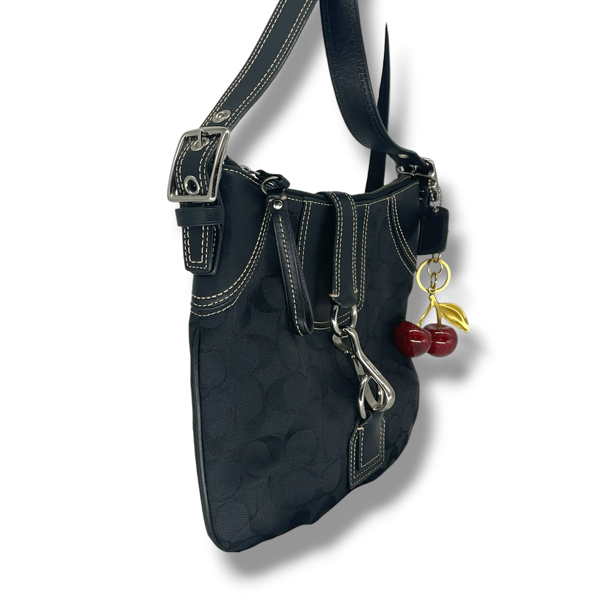 Vintage COACH signature shoulder bag